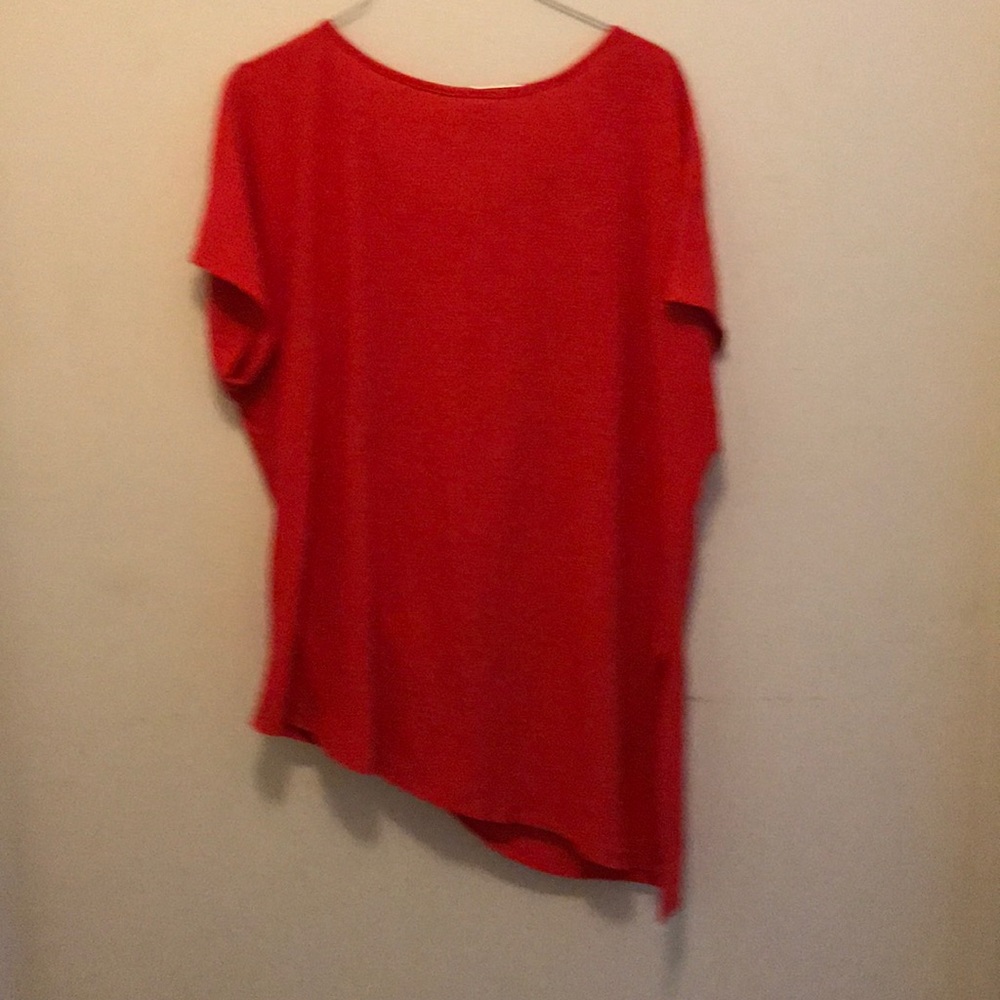 Red blouse - Picture 3 of 3